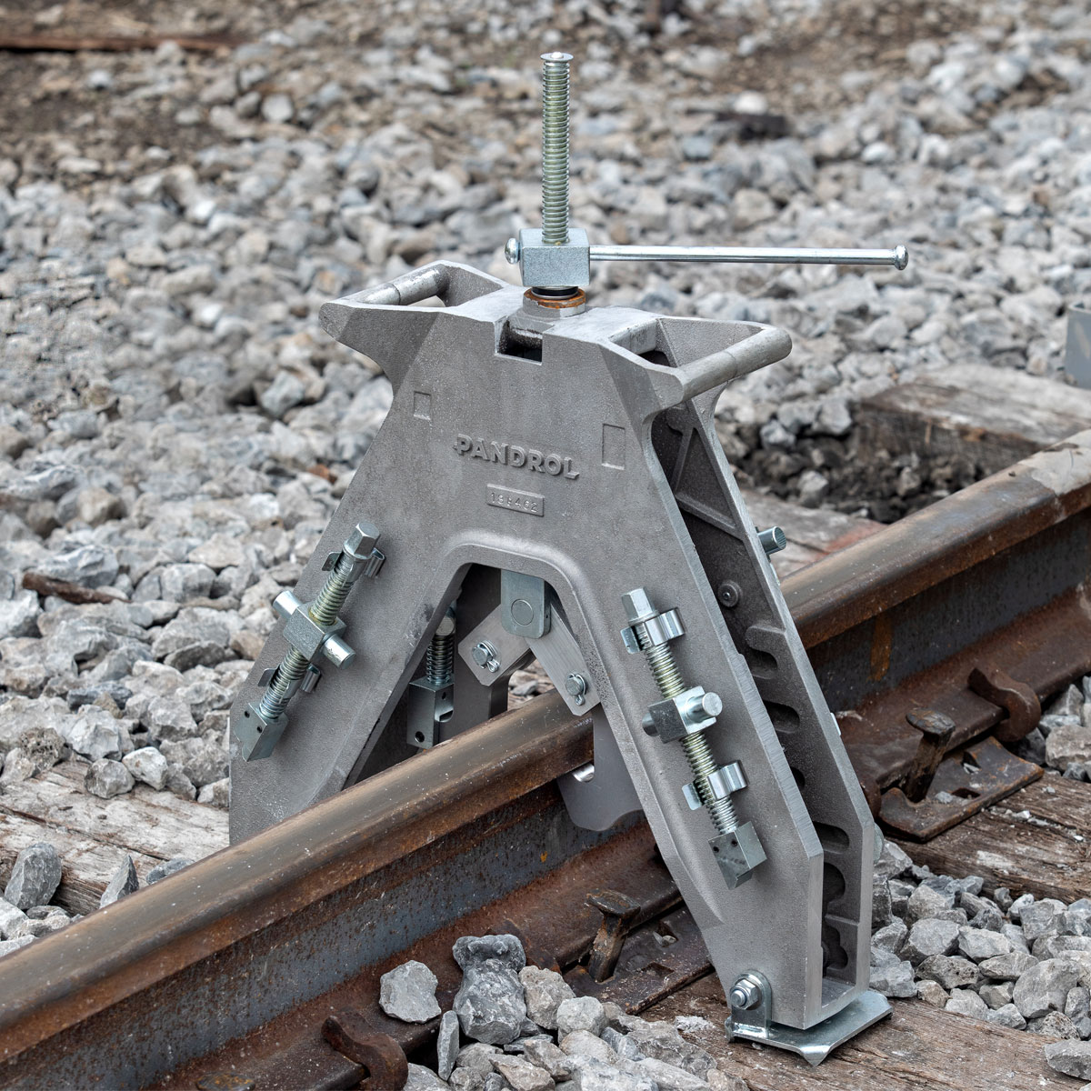 A-Frame Rail Aligner CR57 and CR61