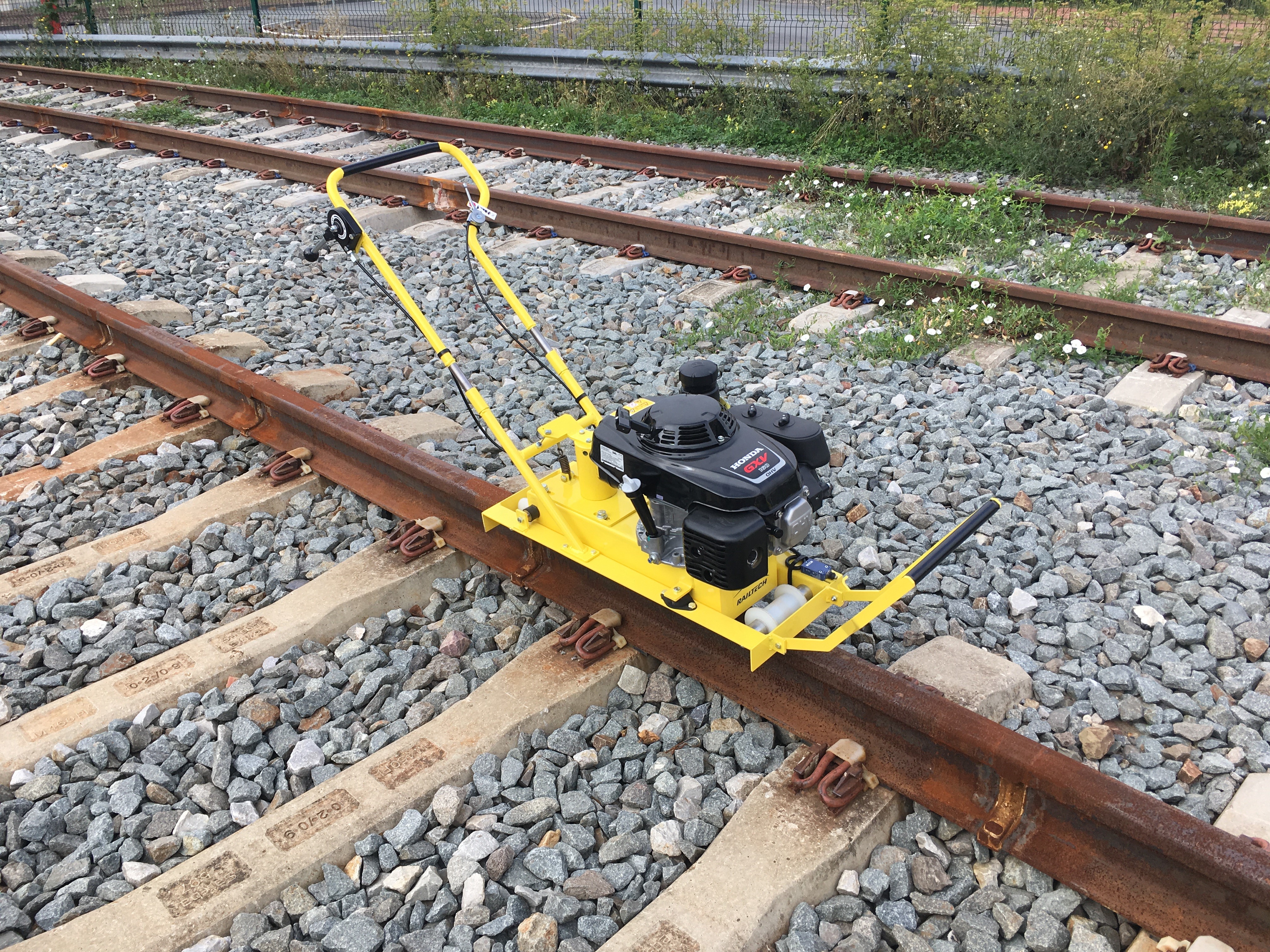 DR40 Décalamineuse de rail